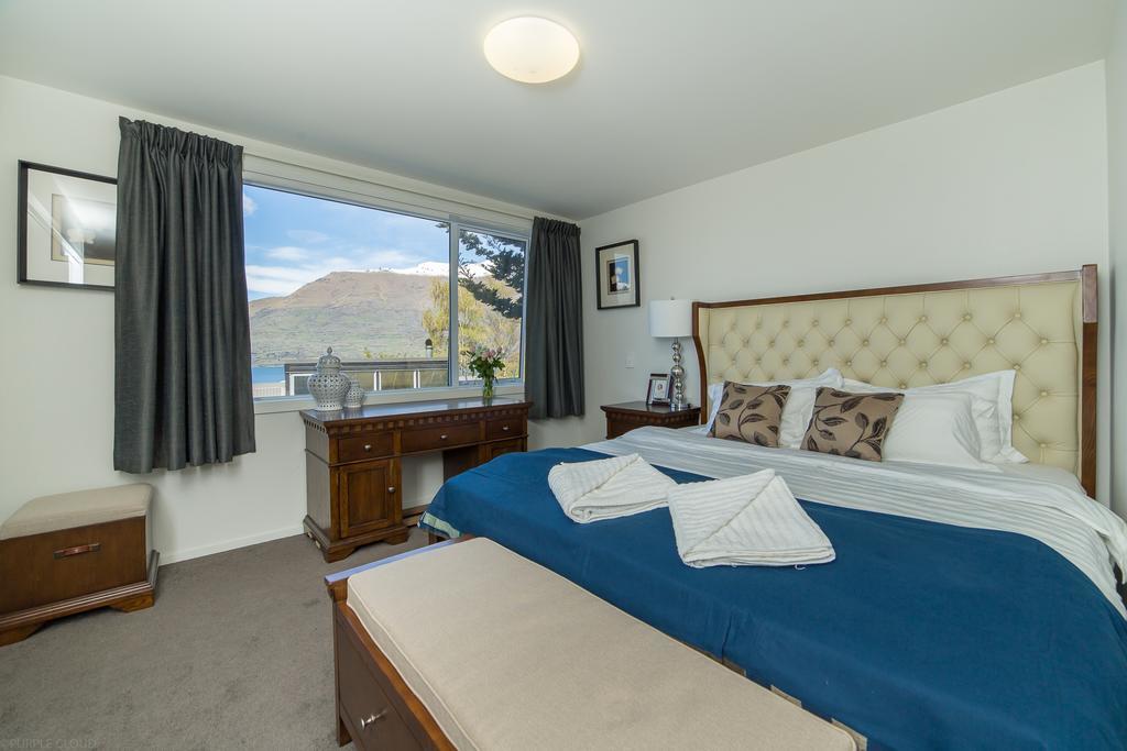 Gemini Lakeview Villa Queenstown Exterior photo